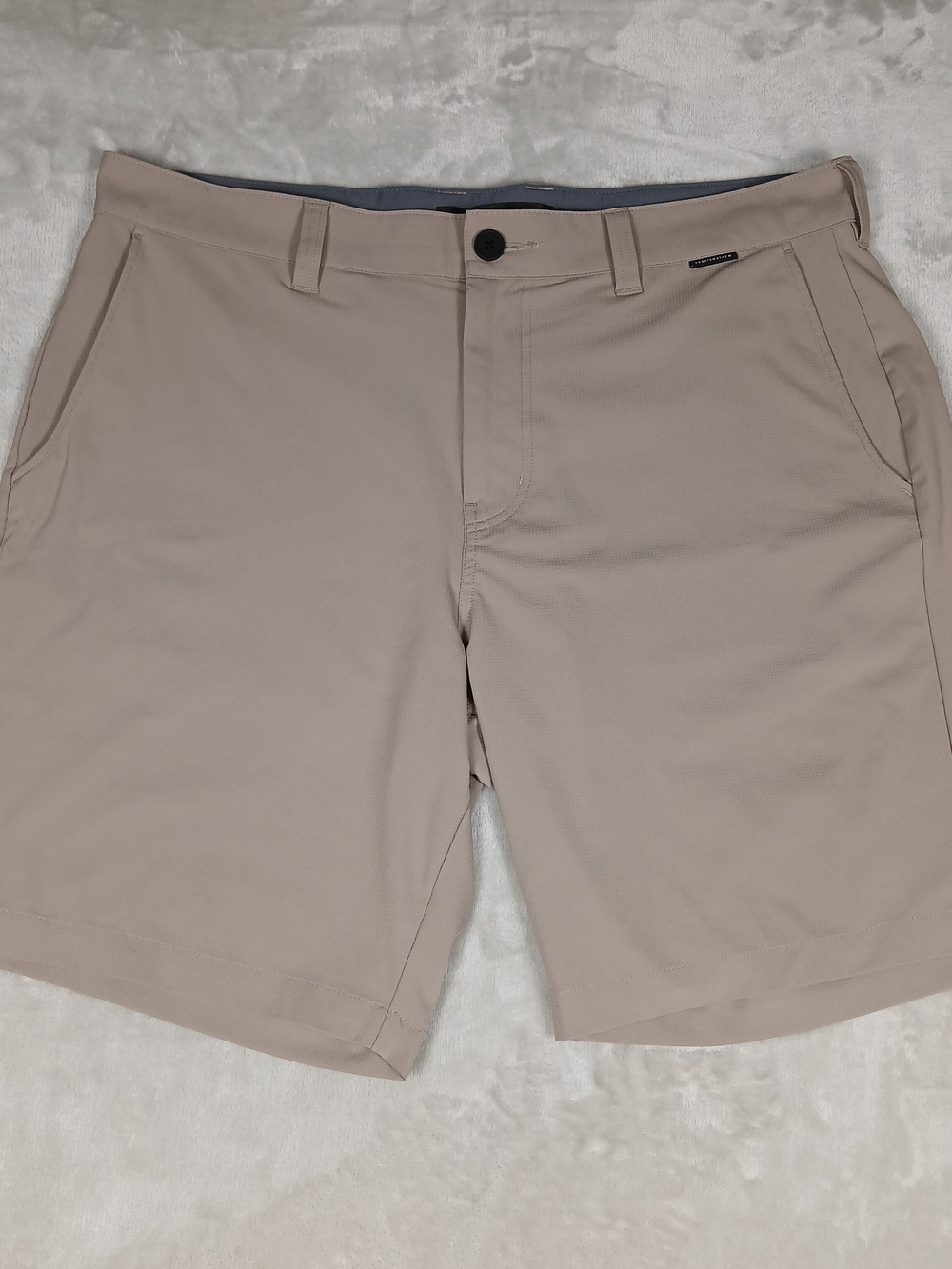 Travis Mathew Shorts 36 Men's Performance Golf Tan Khaki